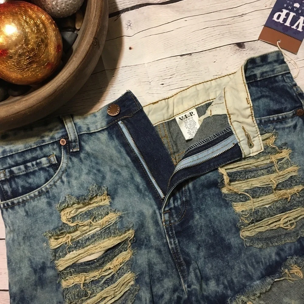 NWT VIP Jeans hi rise distressed acid wash denim shorts.